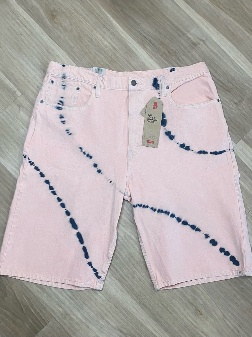 Levi's Shorts Mens 38 New With Tags NWT Pink Tie Dye Denim Jean Shorts W38